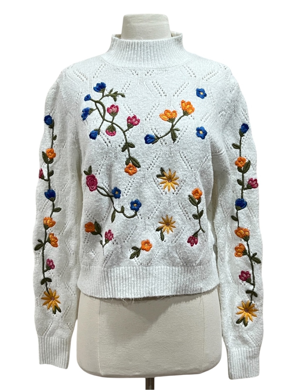 Francesca's White Floral Embroidered Pointelle Knit Mock Neck Sweater Sz Medium